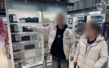 В Оренбурге подросток похитил из магазина парфюм на 12 тысяч рублей