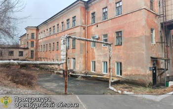 Назад в СССР: в Медногорске корпус стационара больницы возвращает в прошлое