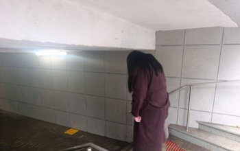 В Оренбурге горожане расшибают лбы, спускаясь в подземный переход