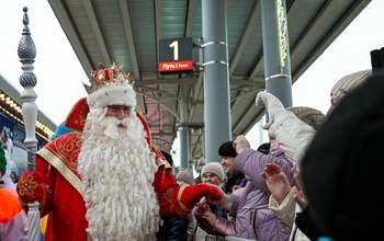 Оренбуржцы пожаловались на проблемы с приобретением билетов на детские представления в Поезде Деда Мороза