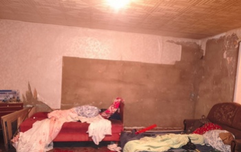 В Шарлыкском районе супруга жестоко избила мужа ногами