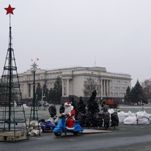 В Оренбурге начинает ощущаться праздничная атмосфера приближающегося Нового года