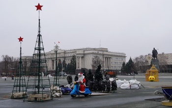 В Оренбурге начинает ощущаться праздничная атмосфера приближающегося Нового года