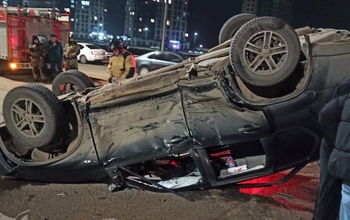 На Загородном шоссе в Оренбурге произошло ДТП с опрокидыванием автомобиля