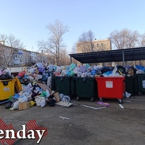 В Оренбурге жители платят за вывоз мусора и за площадку ТКО, но многие дворы так и утопают в отходах