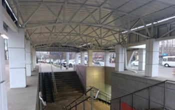 Оренбургские чиновники сэкономили в отремонтированной подземке даже на освещении