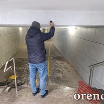 Сотрудники областной прокуратуры не прокомментировали наличие заниженного участка в оренбургском подземном переходе