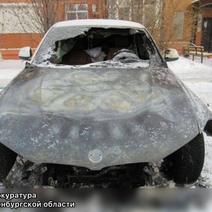 В Оренбурге выслушали приговор двое мужчин, спаливших BMW известной ведущей