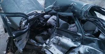 В смертельном ДТП под Оренбургом погиб водитель легковушки