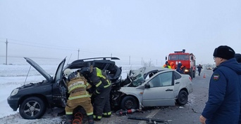 Прокуратура взяла на контроль смертельное ДТП под Соль-Илецком, где погибли три человека (18+)