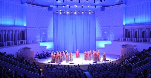 Проработавшую более 40-ка лет артистку Оренбургской областной филармонии обделили премиями