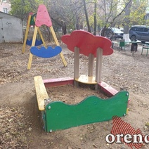 В Грачевском районе на детской площадке пострадал ребенок