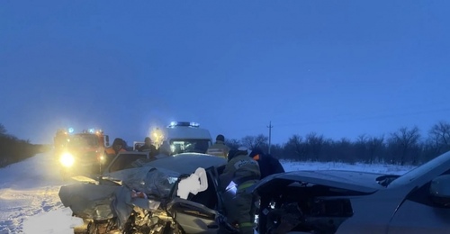 Череда ДТП в Оренбургской области унесла жизни двух человек, семеро пострадали (18+)