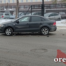 В Оренбурге на улице Степана Разина в районе областной больницы образовался затор из-за ДТП