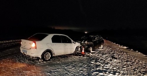 Лобовое ДТП под Оренбургом: в больницу попали ребенок и двое взрослых