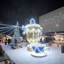 Стало известно, сколько еще проработает новогодний городок на площади Ленина в Оренбурге 