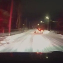 В Бугуруслане наказали водителя автомобиля, катающего на тюбинге пассажира