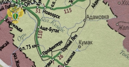 В Оренбуржье локомотив сошел с пути и опрокинулся