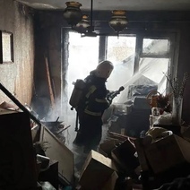 В Орске во время пожара на балконе спасли 83-летнего местного жителя