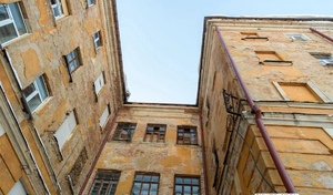 Бывшее оренбургское лётное училище, где учился первый космонавт Земли Юрий Гагарин, должно стать образовательным учреждением