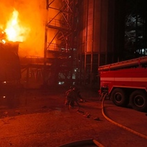 В Бузулуке ночью полыхала зерносушилка на новом маслозаводе