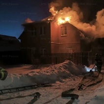 В Гае из горящего двухэтажного дома спасли 57-летнего мужчину