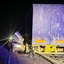 Под Сорочинском ВАЗ столкнулся с двумя большегрузами MAN и DAF