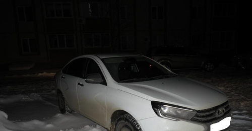 В Бугуруслане у жителя Самарской области угнали автомобиль, пока он на минутку отлучился в магазин