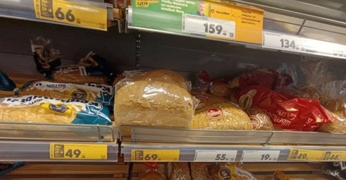 Власти обещают, что оренбургского хлеба на прилавках местных магазинов станет больше