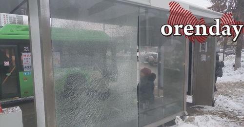 Состояние остановочных павильонов позорит Оренбург