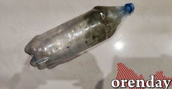 В Орске мужчина избил подростков из-за «бесячей» пластиковой бутылки