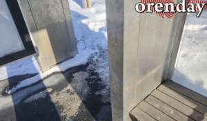 В Оренбурге "умные" остановки за миллионы начали ржаветь?