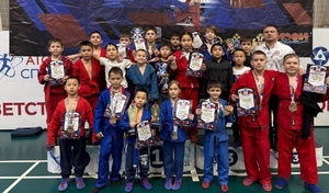 Юные бойцы вернулись из Саратовской области с россыпью медалей