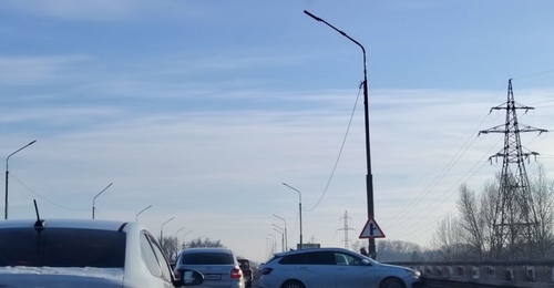 В Оренбурге из-за ДТП на Загородном шоссе образовалась пробка