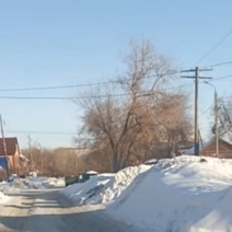 В Оренбурге жители домов по улицам Степана Разина и Орлова не могут дождаться обещания администрации вывезти снег