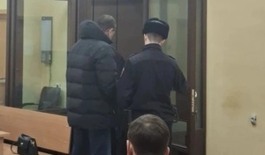 Депутату Оренбургского Горсовета Алексею Кузьмину продлили меру пресечения (18+)