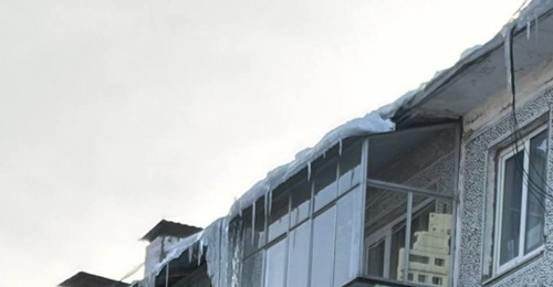 В Оренбурге девять управляющих компаний не убирали снег и наледь во дворах