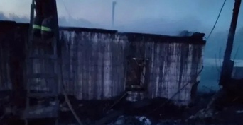 В Переволоцком районе произошел крупный пожар