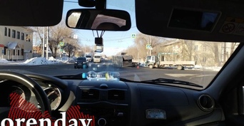 В Оренбурге грузовик потерял на проезжей части кузов