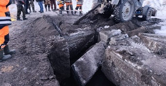 В Кувандыке вследствие коммунальной аварии перемерзли трубы 