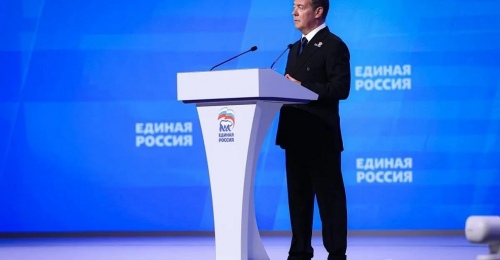 «Единая Россия» обновляет школы и расширяет возможности для педагогов