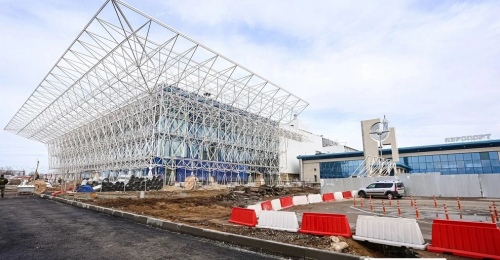 Евгений Солнцев и Владимир Потешкин провели оперативное совещание с застройщиками нового аэровокзала