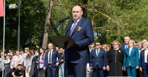 В областном центре пары закружились в майском «Вальсе Победы»