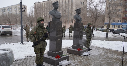 В Оренбурге почтили память десантников шестой роты Псковской дивизии