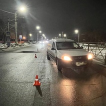 В Орске пешеход получил угрожающие жизни травмы во время пересечения проезжей части