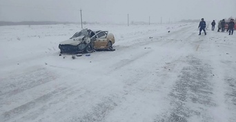 В Тоцком районе при лобовом столкновении двух ВАЗов погибли оба водителя (18+)