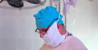 В Орске хирург извлек из сердца женщины пулю