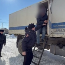 Под Соль-Илецком мужчина жестоко расправился со знакомым (18+)