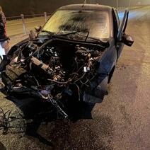 В Оренбурге водитель ВАЗа протаранил ЛЭП