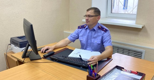 Под Соль-Илецком директор школы за отдельную плату покровительствовала учителю